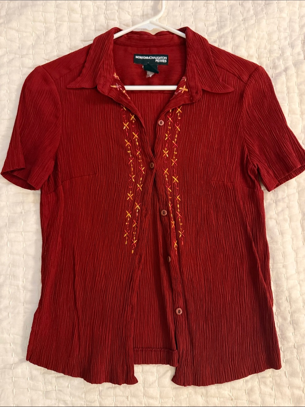 Vintage Norton McNaughton Red Embroidered Short-Sleeve Button Front Top